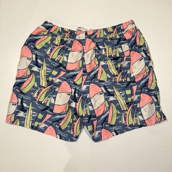 Vineyard Vines Sailing Boat Multicolor Print Beach Swim Trunks Men’s Size Large - Picture 4 of 4